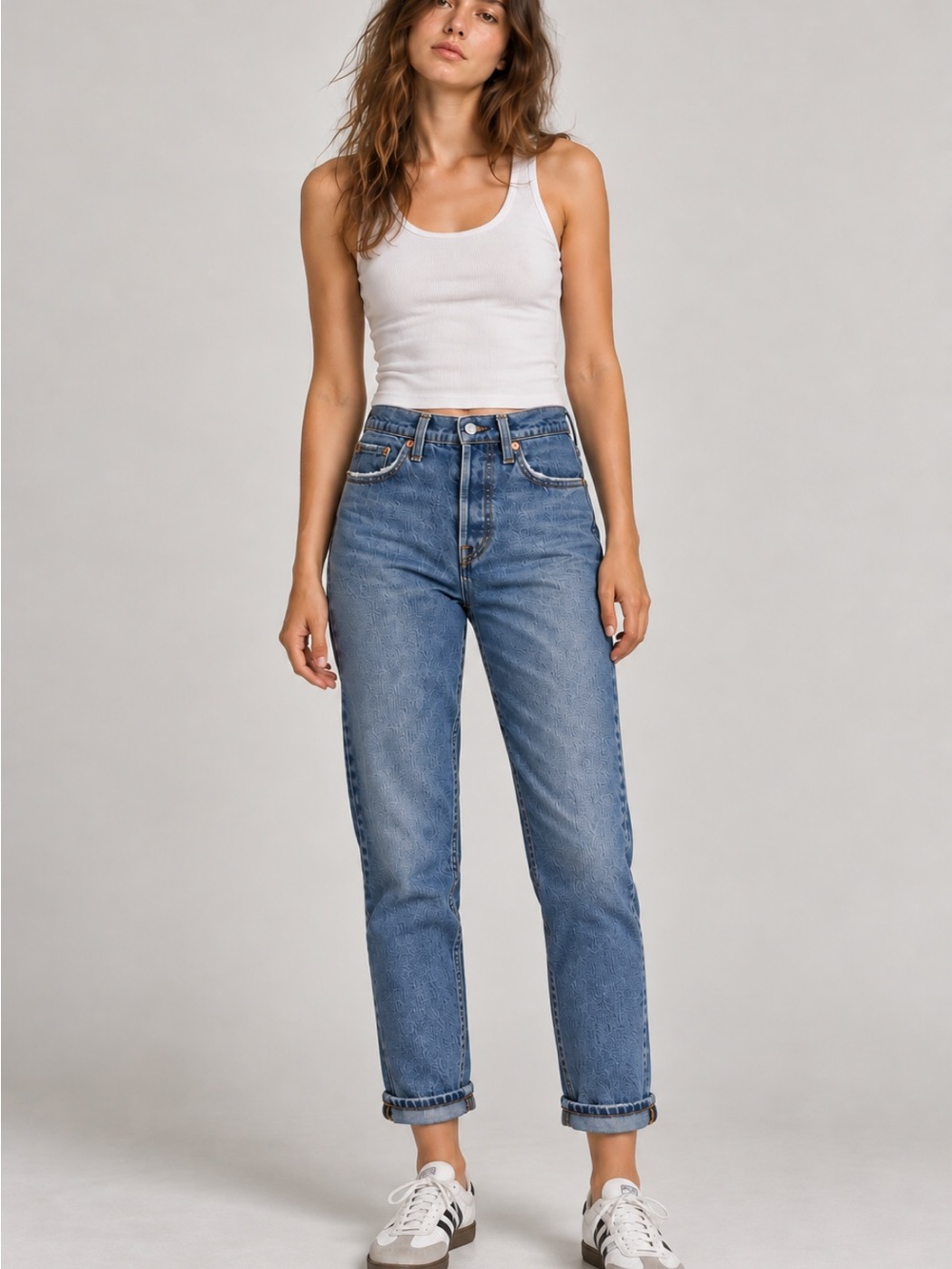 Levi’s Premium Wedgie Distressed Blue Jeans Size 25